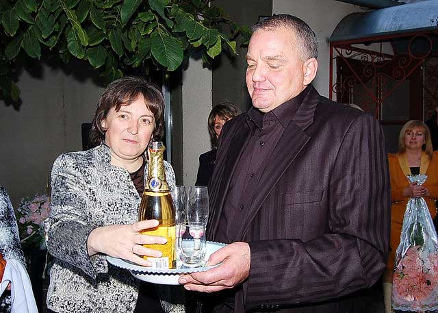Саня Коников с женой