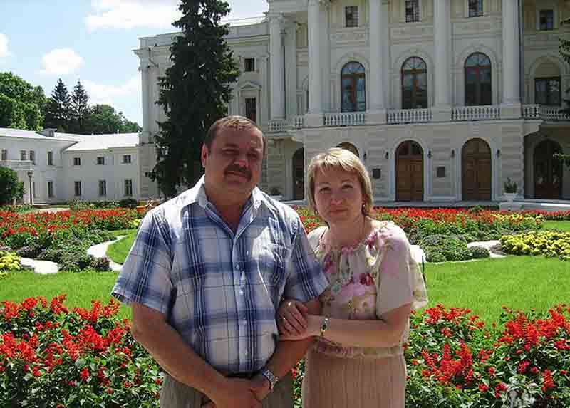 Игорь Артамонов с супругой